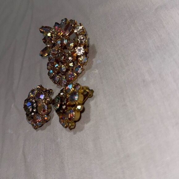 Vintage Estate Unsigned Brooch And Earrings Set Aurora Borealis And Rhinestones - Picture 4 of 13
